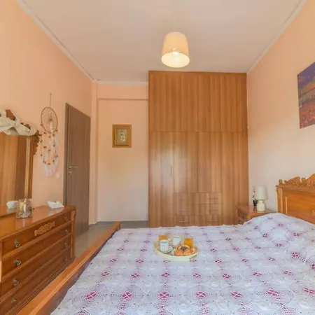 Apartment Bright Newly Renovated Near & Center+ac Anemomylos