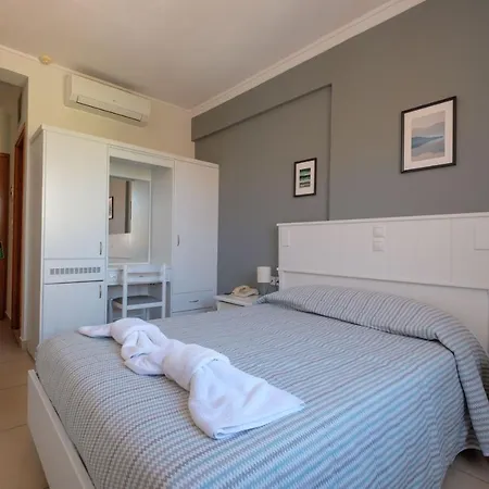 Hotel Athina 3*