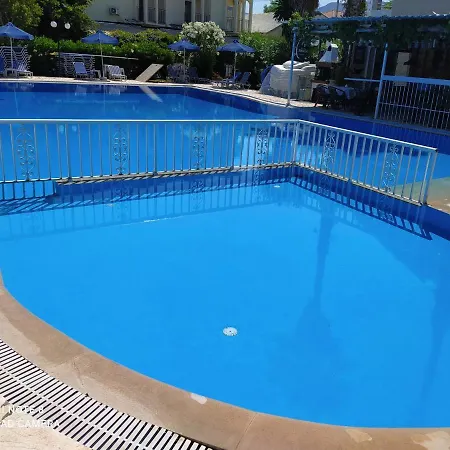 Aparthotel Alexandros *