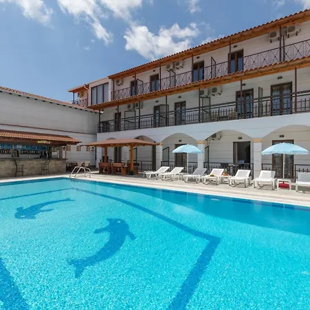 Lefkimi Hotel 2*