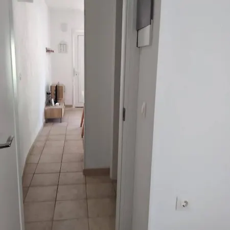 Apartment Kassiani 3 *