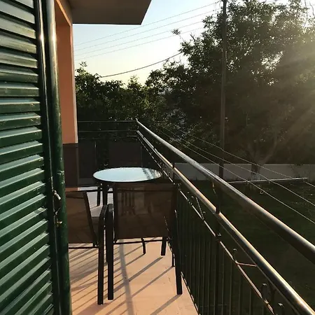Banos And Swimming Pool *