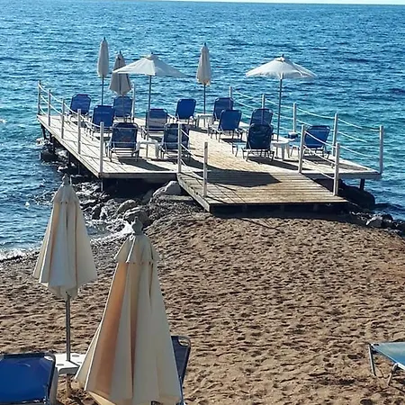 Pierhouse Yachting Aparthotel 3*