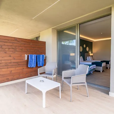 Hotel Almyros 5*