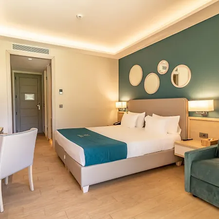 Hotel Almyros 5*