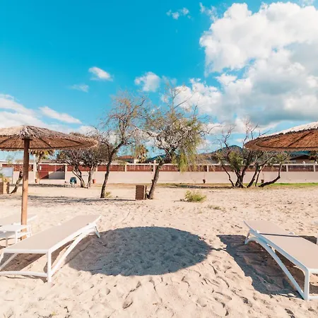 Almyros Hotel