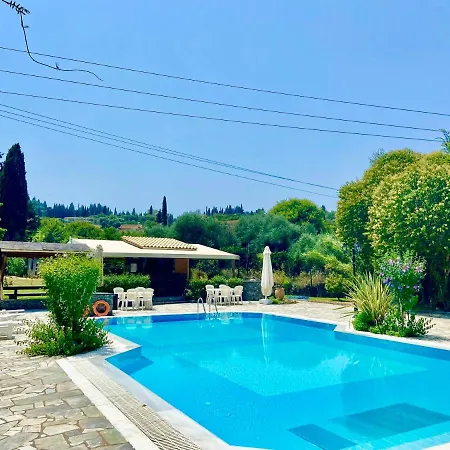 Rosalia & With Pool By Hotelius Aparthotel *