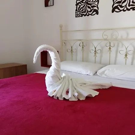 Brigida's Appartement Ypsos