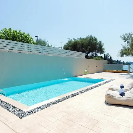 White Swan With Private Pool And Jacuzzi Villa