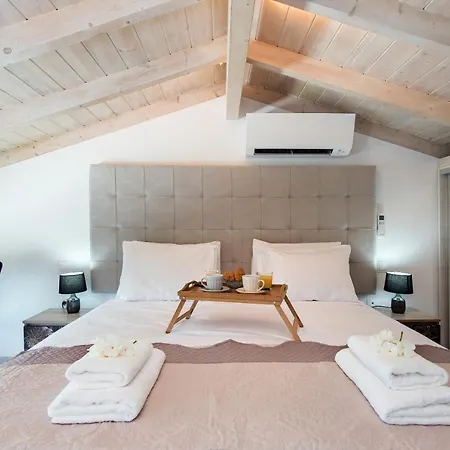 White Swan With Private Pool And Jacuzzi Villa
