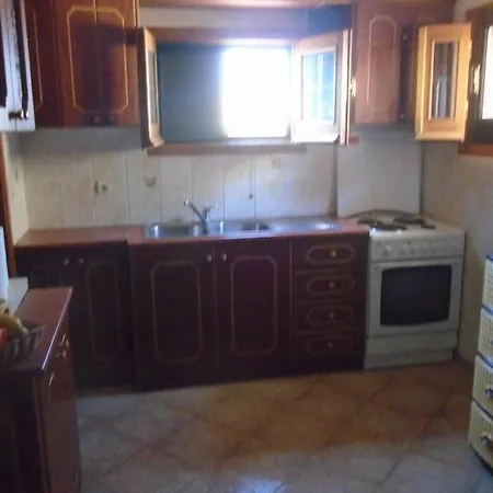 Eleni's House In Valanio