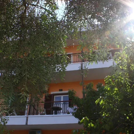 Hotel Tina Dassia (Corfu)