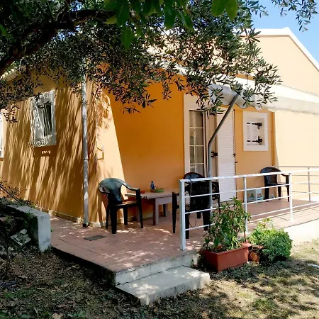 Family With Garden & Bbq Velonades (Corfu)