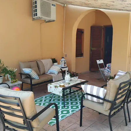 Family With Garden & Bbq Holiday home *