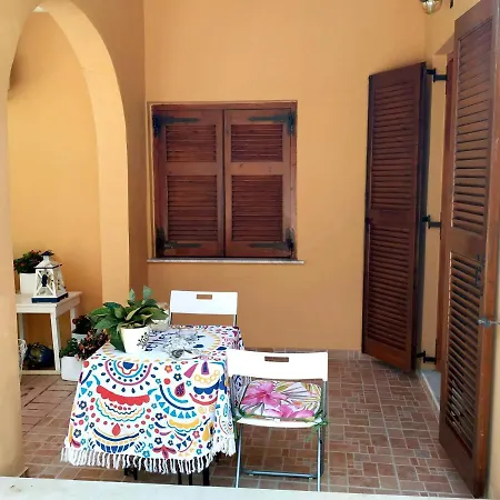 Family With Garden & Bbq Holiday home
