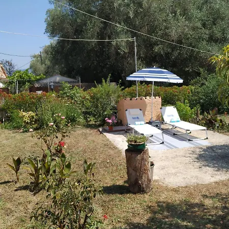 Family With Garden & Bbq Holiday home