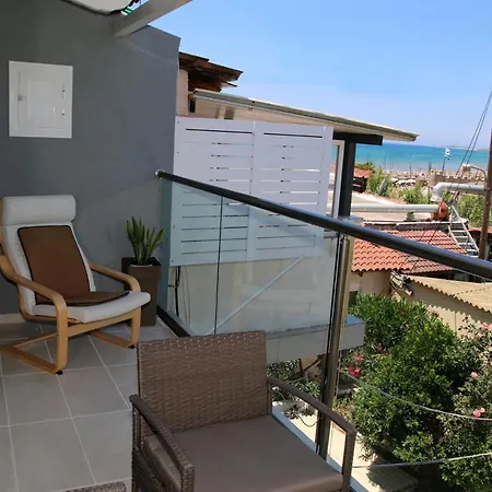 Santa Barbara Lakis Aparthotel Perivolion