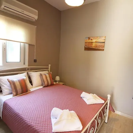 Santa Barbara Lakis 3*