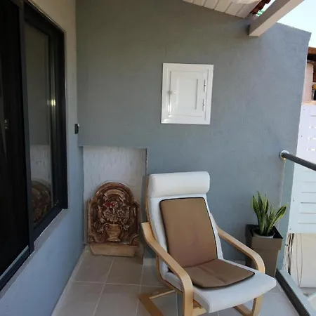 Santa Barbara Lakis 3*