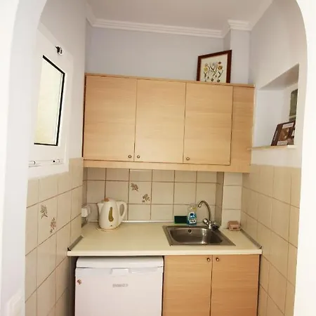 Santa Barbara Lakis Aparthotel 3*