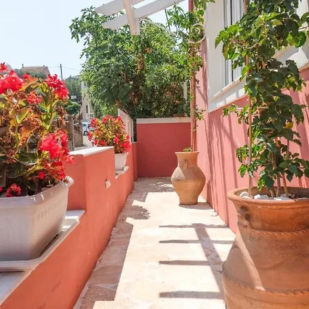 Lefko's House- Contemporary, Fully Renovated House Holiday home *