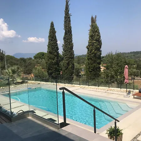 Coco , Un Lieu Convivial Ou Se Ressourcer. Villa Kalafationes