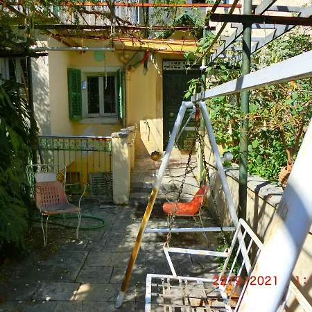 Ami's House Only For Women Dormer Hostel *