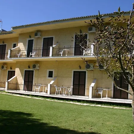 Herberg Kantas Apartments 5*