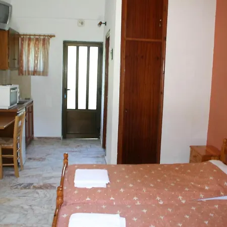 Kantas Apartments Agios Georgios (Corfu)