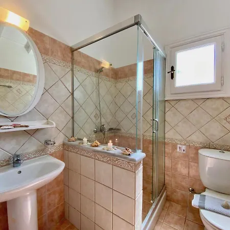 Villa Petros With Private Pool By Dadovillas *