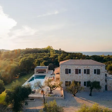 Villa Eclectic And Secluded Estate, Aegis *