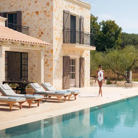 Villa Eclectic And Secluded Estate, Aegis