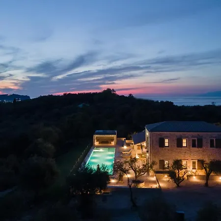 Villa Eclectic And Secluded Estate, Aegis *