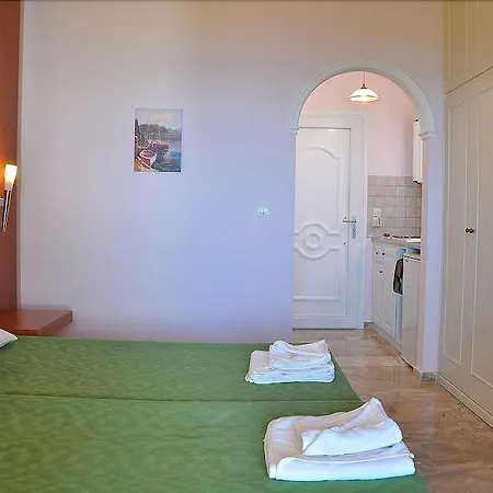 Niki Sunrise Apartment