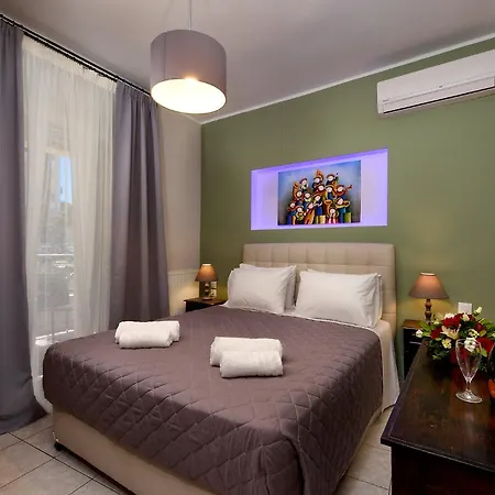 Angelo Del'arte Estate Hotel Kanálion