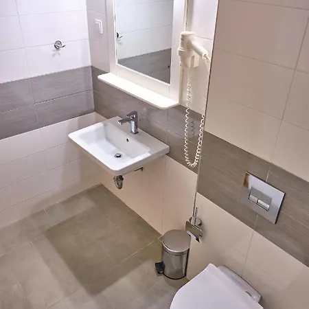 Beachside Acharavi Corfu Apartment *