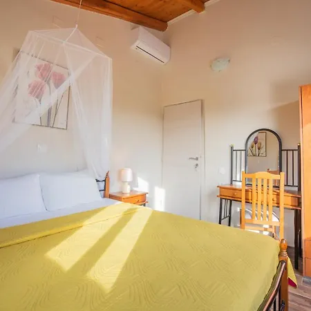 Villa Stelios Stone House Sinarades *