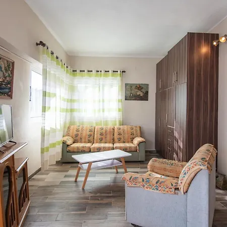 Stelios Stone House Sinarades *