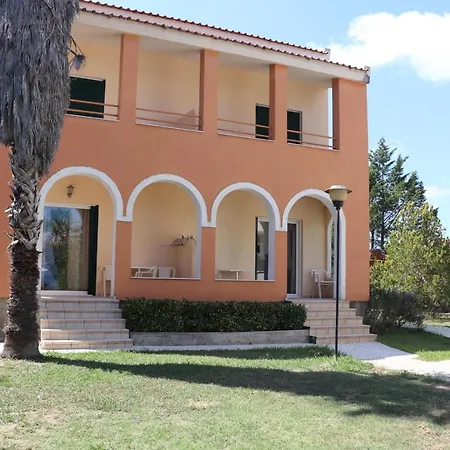 Irini-studio 8 Apartment Kavos