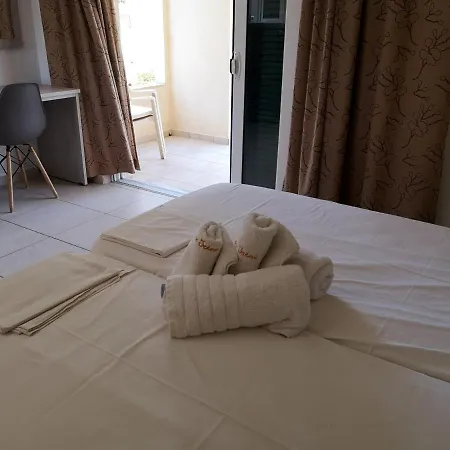 Irini-studio 8 Apartment *