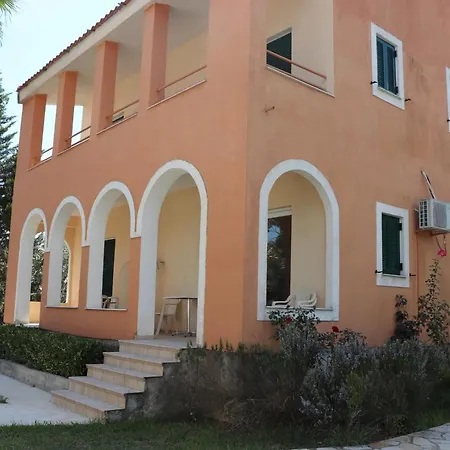 Irini-studio 8 Apartment Kavos