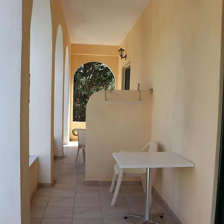 Irini-studio 8 Apartment *