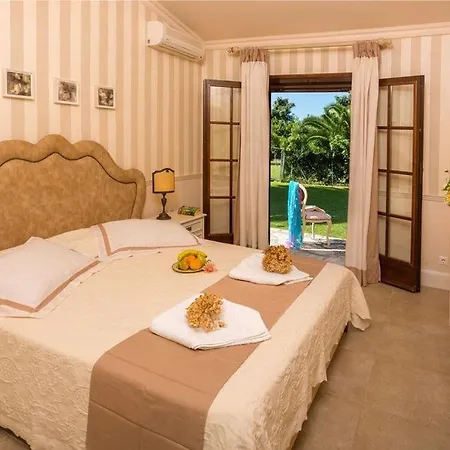 Villa V&v Almiros Beach