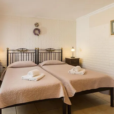 Agallis Corfu Vakantiehuis *