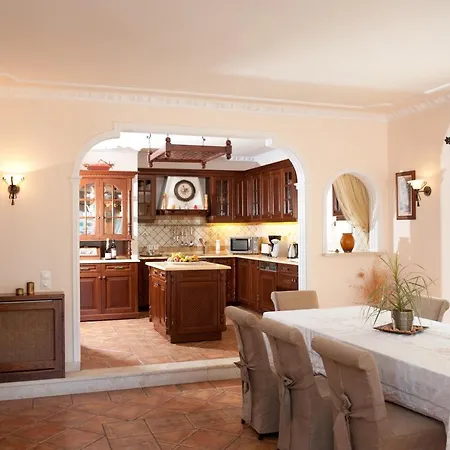 Villa Kamelia