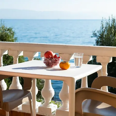 Dimitra Apartment