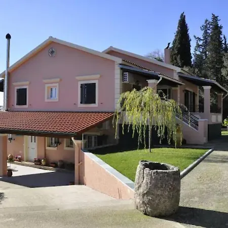 Villa Leo Junior