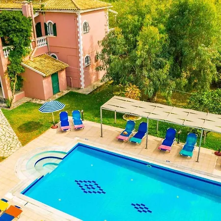 Finikas Guest house *