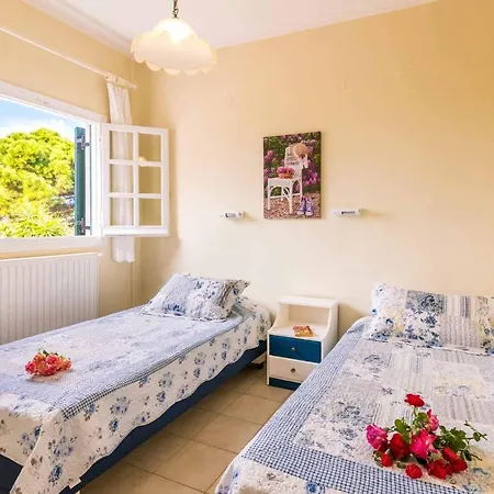 Guest house Finikas