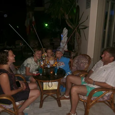 Aparthotel Harry's Bar & 1 2*